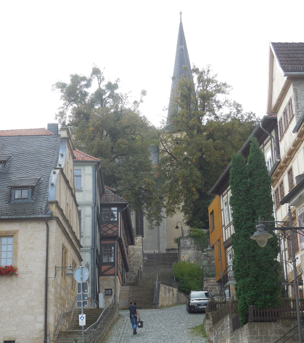 Auf dem Weg zur Bartholomäus-Kirche